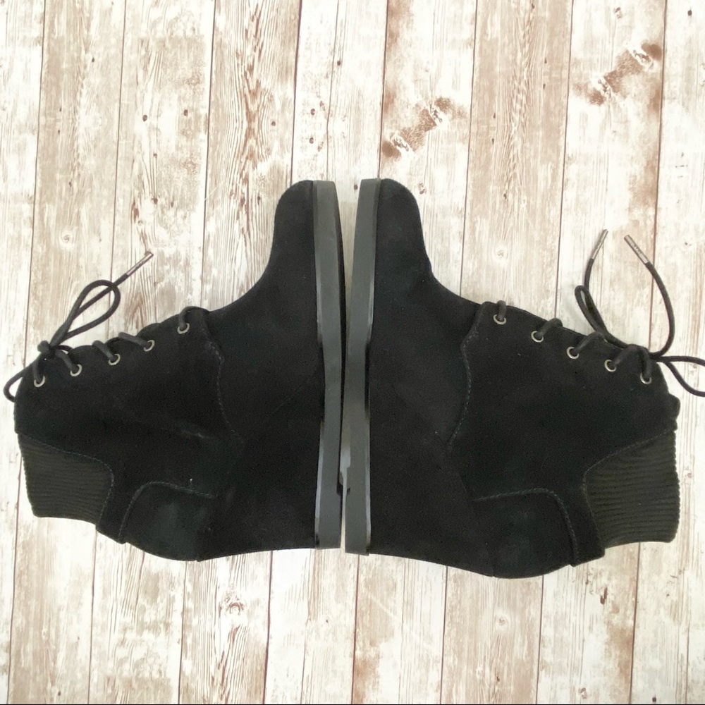 MICHAEL Michael Kors “Carrigan” Black Suede Wedge Lace Up Booties 8.5 - Picture 6 of 16